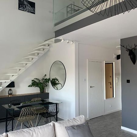 Ekskluzywny Penthouse Z Ogrodem W Centrum Lodzi Exteriör bild