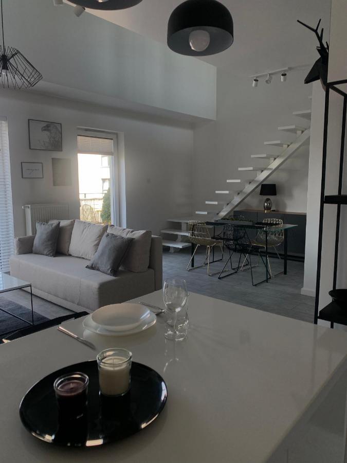 Ekskluzywny Penthouse Z Ogrodem W Centrum Lodzi Exteriör bild