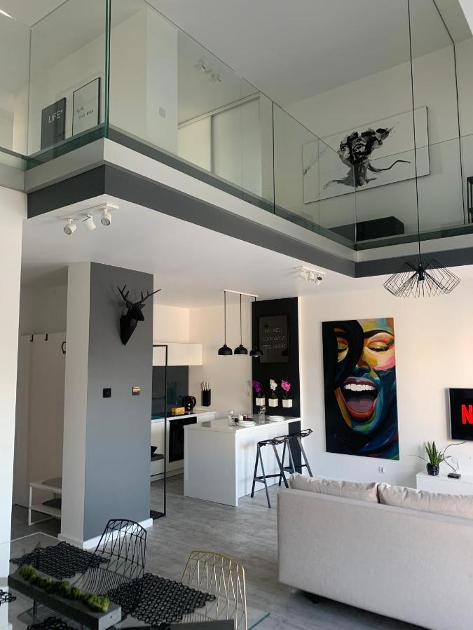 Ekskluzywny Penthouse Z Ogrodem W Centrum Lodzi Exteriör bild