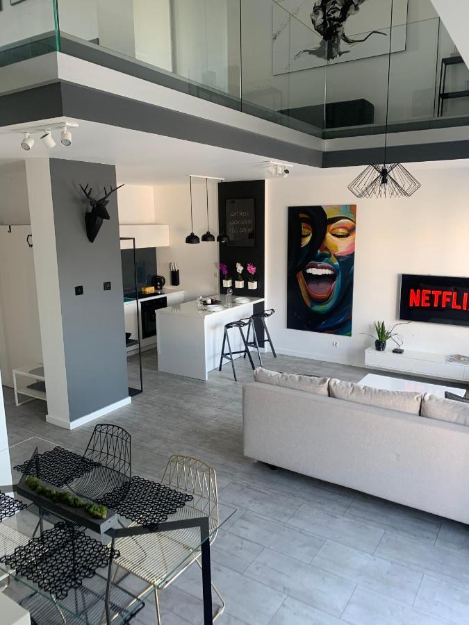 Ekskluzywny Penthouse Z Ogrodem W Centrum Lodzi Exteriör bild