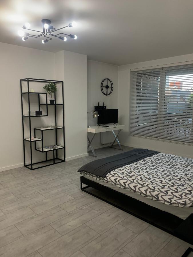 Ekskluzywny Penthouse Z Ogrodem W Centrum Lodzi Exteriör bild