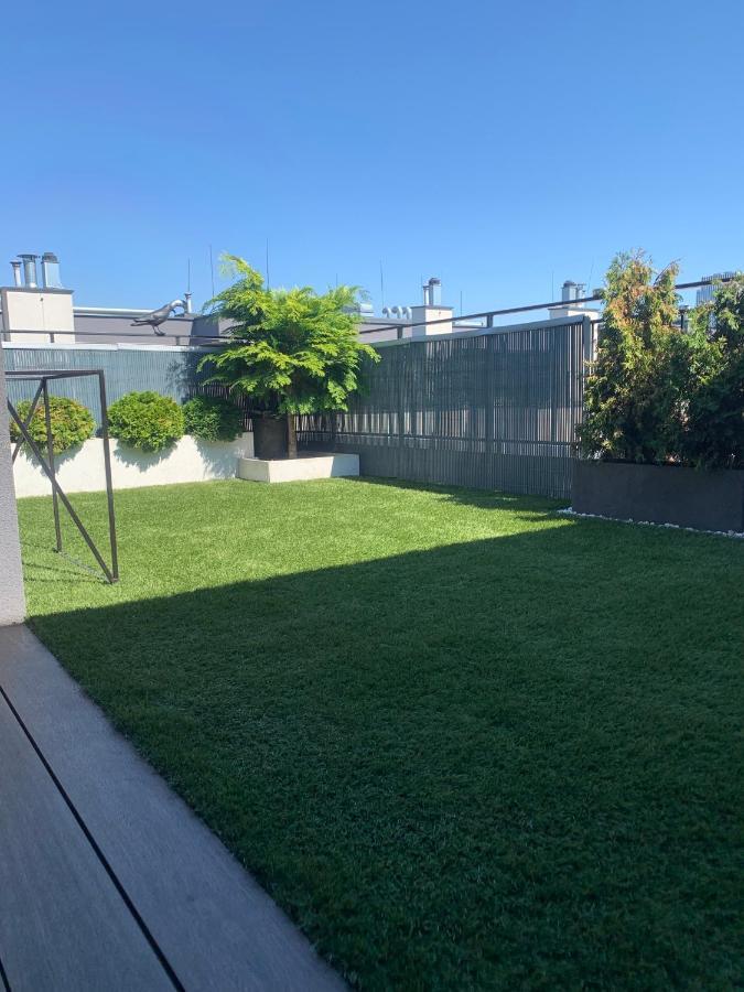 Ekskluzywny Penthouse Z Ogrodem W Centrum Lodzi Exteriör bild