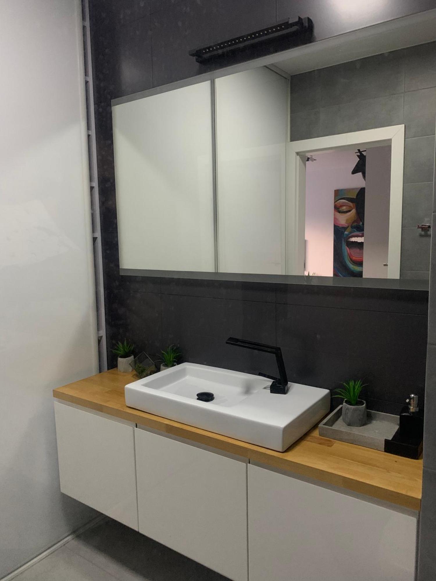 Ekskluzywny Penthouse Z Ogrodem W Centrum Lodzi Exteriör bild